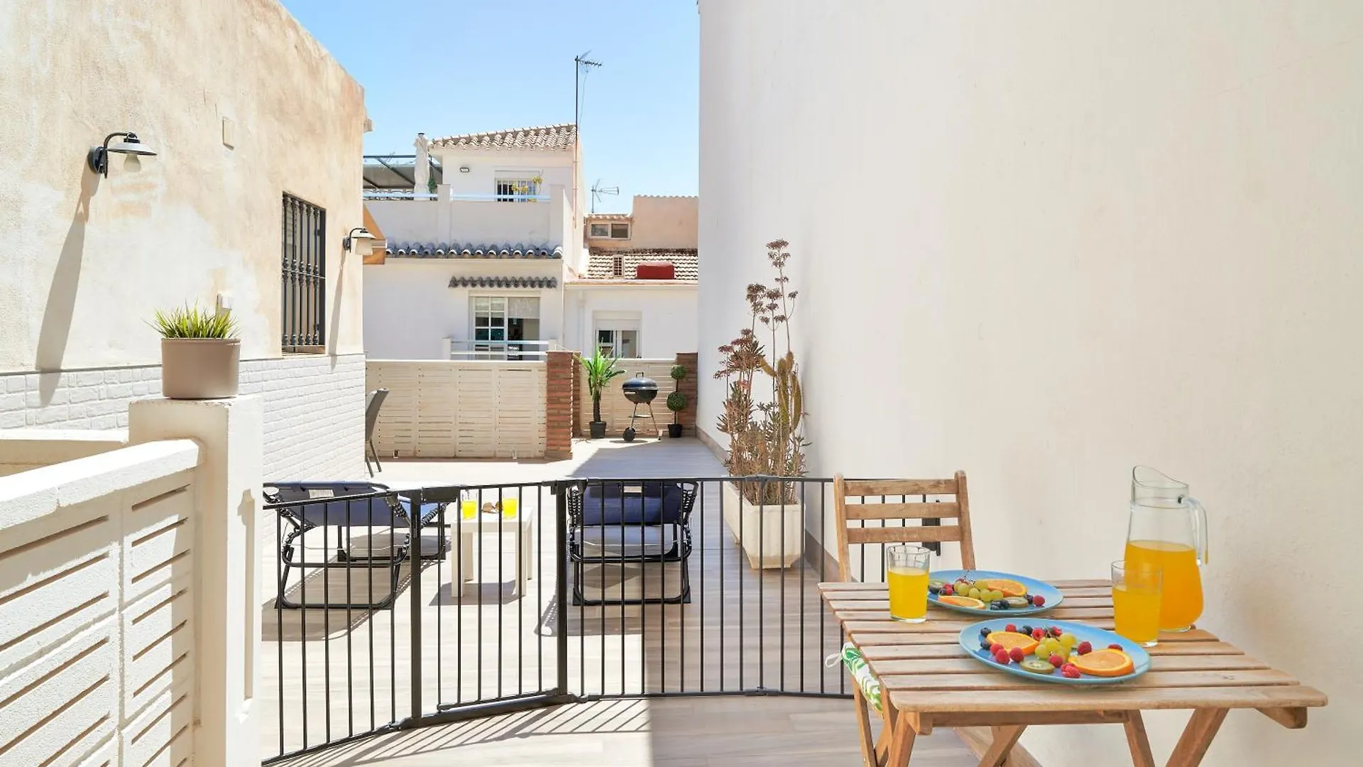 Apartment Romantico Estudio En La Playa De Pedregalejo By Alterhome Malaga