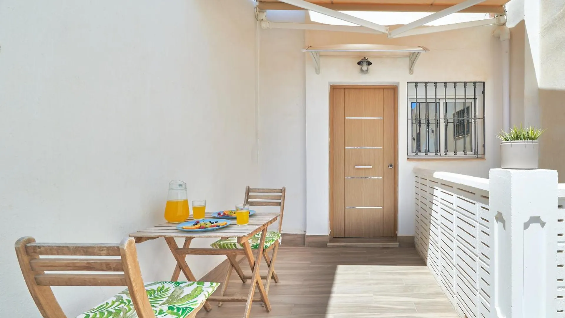 Romantico Estudio En La Playa De Pedregalejo By Alterhome Malaga Spain